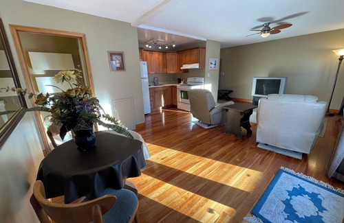 Unorganized Centre Parry Sound Cabin | Bucks Lodge and Grill
