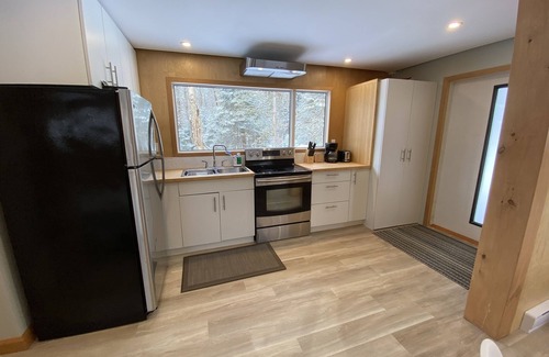 Unorganized Centre Parry Sound Cabin | Delightful newly built 1-Bedroom Tiny House in the forest