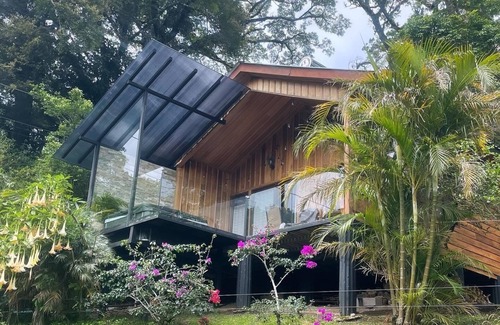 Monteverde Cabin | Cabaña Acojedora a tan Solo 15minutos de las Atraciones