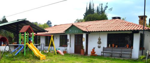 Sotaquira House | Cabaña con chimenea Paipa