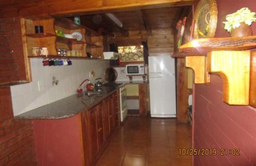 Villa La Angostura Ski Chalet | Cabaña con costa al Nahuel Huapi