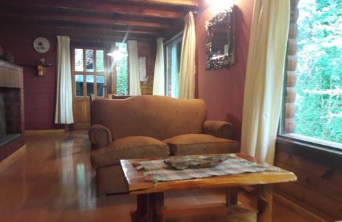 Villa La Angostura Ski Chalet | Cabaña con costa al Nahuel Huapi