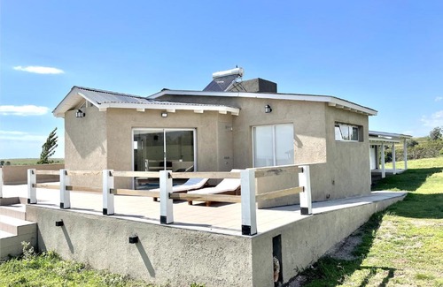 Villa Yacanto House | Cabaña con spa Vida Abundante