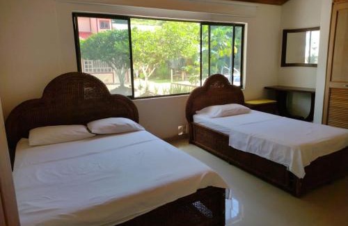 Melgar House | Cabaña - Condominio El Rincón del Edén