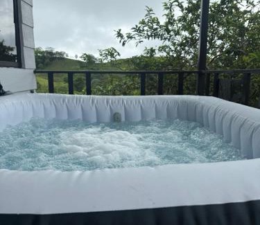 El Millon Cabin | Cabaña con jacuzzi privado Lago de Sol