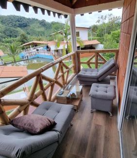 Cocorna Ski Chalet | Cabaña del lago