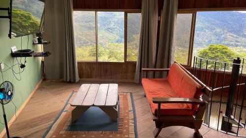 La Suiza Apartment | Cabaña El Mirador de las Montañas