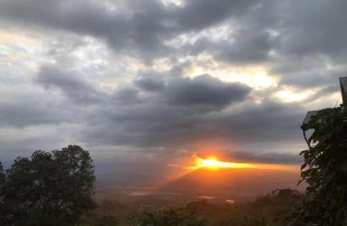 La Suiza Apartment | Cabaña El Mirador de las Montañas