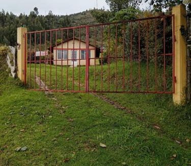 Duitama House | Cabaña El Refugio