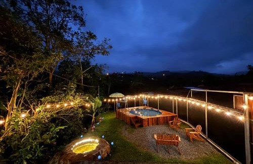 Pacuare Reserve Ski Chalet | Cabaña El Riachuelo