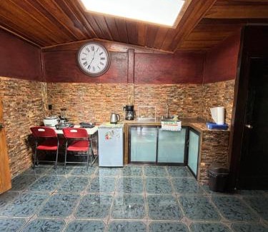 Pacuare Reserve Ski Chalet | Cabaña El Riachuelo