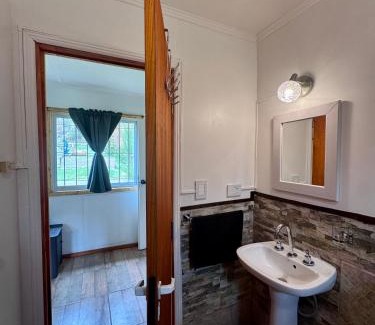 El Bolson House | Cabaña en Rio Azul Campo Base