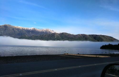 Villa Los Coihues House | Cabaña Entre Lagos y Montañas