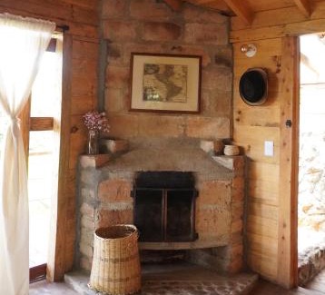 La Ceja Other | Cabaña entre los árboles del bosque de Efímero la Ceja