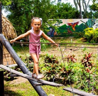 Chinauta Villa | CABAÑA FAMILIAR en EcoparqueChinauta, PISCINA, GRANJA, JUEGOS, PESCA, RESTAURANTE
