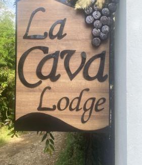 Medellin Ski Chalet | Cabaña Lambrusco - La Cava Lodge