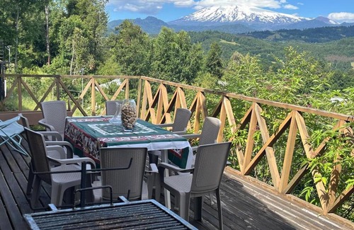 Lican Ray House | Cabaña Licanray, vista volcán Villarrica y lago Calafquén