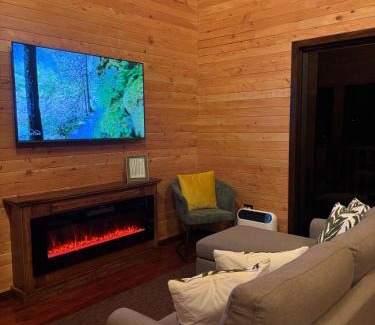 Canton Tarrazu Ski Chalet | Cabaña Mirador Viggo