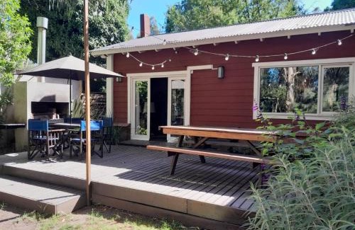 Bosque Peralta Ramos Cabin | Cabaña Sueca