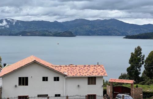 Aquitania House | Cabaña Valle De La Laguna, jacuzzi y vista al Lago