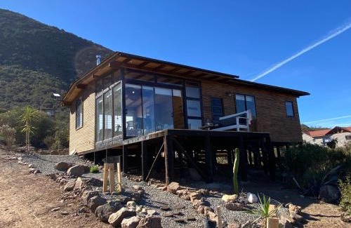 Los Vilos House | Cabaña Zen Camino al cristal con la mejor vista desde lo alto a bahía de Pichidangui