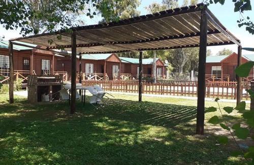 Francisco Alvarez House | Cabañas, bungalows, casas, departamentos, a 41 km de la Capital Federal