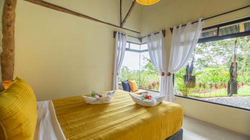 Penas Blancas House | Cabañas Caeli, El Toucan, Peaceful Rainforest Retreat with Stunning Views