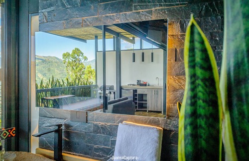 Barbosa Cabin | Cabañas de Lujo en Medio de la Naturaleza a Solo 40 min de Medellín