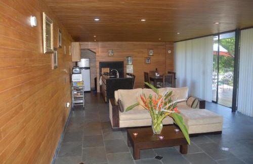 Guatape Villa | Cabañas el Retorno