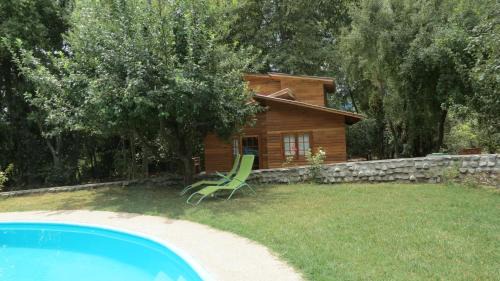 Bajos de Lircay Hotel | Cabañas Hosteria de Vilches