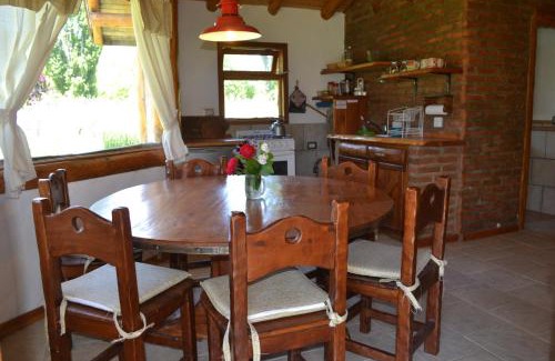 Hoyo de Epuyen House | Cabañas Huayra