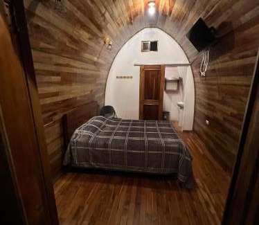 Central Valley Cabin | Cabañas La Laguna