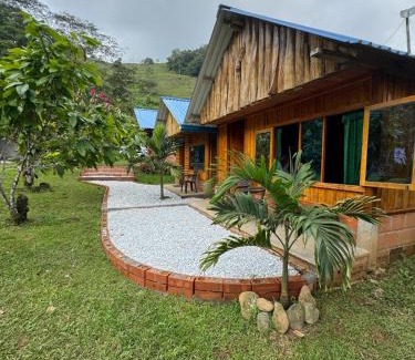 Samana Cabin | Cabañas orquídea