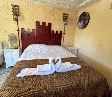 La Cabrera House | Cabañas Rústicas dentro de la Finca El Castillo