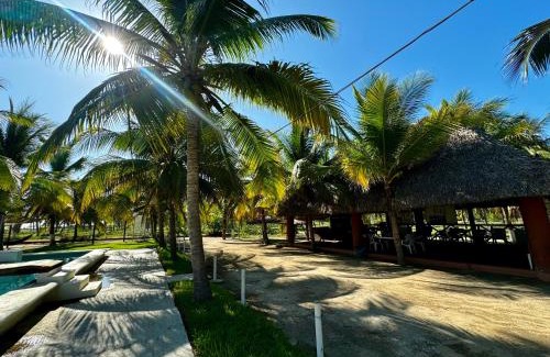 Pinotepa Nacional Hotel | Cabañas Riviera Afro