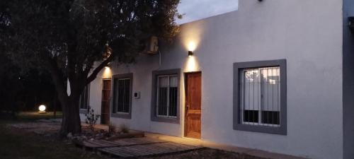 Cuadro Nacional House | Cabañas Tres Olivos