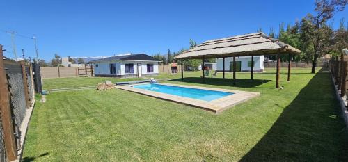 Las Compuertas Ski Chalet | Cabañas Willy Azul con pileta climatizada y parque en Mendoza