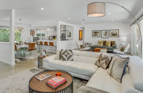 El Mirador House | Caballeros Palms - Fantastic Indoor/Outdoor style!