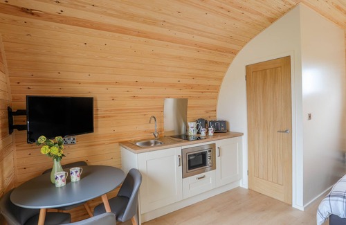Bryngwran Cottage | Caban Cariad