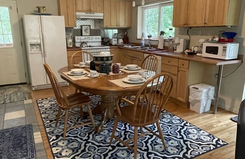 Gallipolis Ferry House | Caban YnY Coed “Welsh” Cabin in the Woods No cleaning fee and Taxes all include