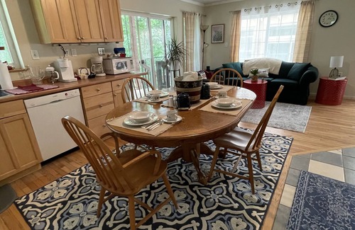 Gallipolis Ferry House | Caban YnY Coed “Welsh” Cabin in the Woods No cleaning fee and Taxes all include