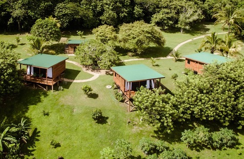 San Ignacio Cabin | Cabana 4 -Modern amenities cabin, on the banks of the Belize River