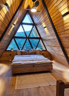 Balsa Ski Chalet | Cabana A-freim D&J Mada