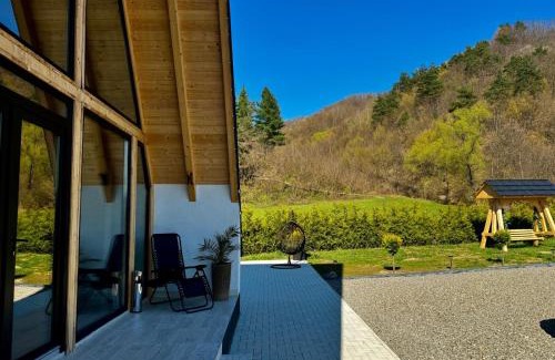Nanesti Ski Chalet | Cabana Ana Barsana
