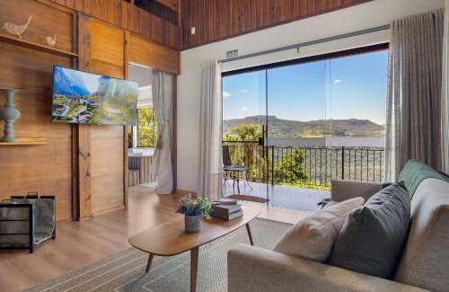 Nova Petropolis House | Cabana Blaue Hütte Vila Germânica by Achei