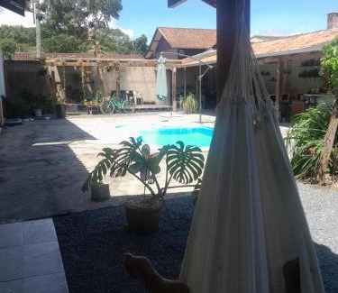 Ubatuba House | Cabana Carambu 06 suíte