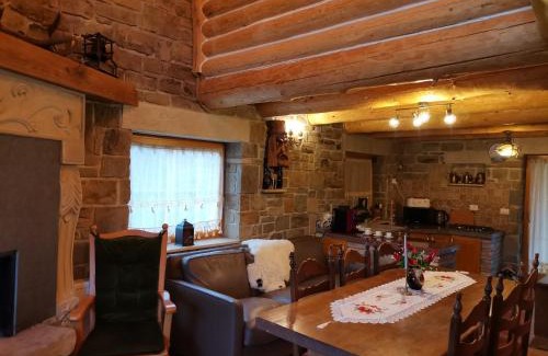 Desesti Cabin | Cabana Casa de Piatra, de la Mara