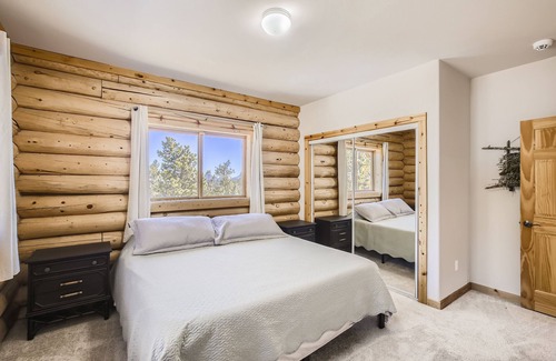 Coal Creek Ski Chalet | Cabana Cielo - Heavenly Views from the Continental Divide to Denver!