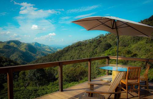 Cambui Ski Chalet | Cabana com vista para as montanhas, ofurô e Starlink