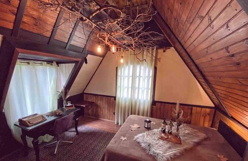 Vila Iara Cabin | Cabana Encantos da Serra 5 minutes from capivari. we accept pet